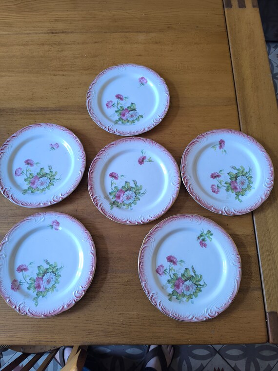 Opaque Gien porcelain, six beautiful dessert plates with rose decoration, 1886-1938