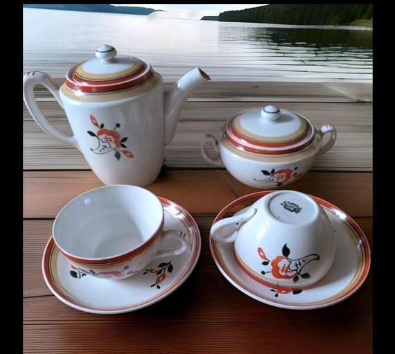 Sarreguemines tête-à-tête service pourer sugar bowl two cups cornucopia 1920/1950 French earthenware