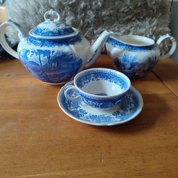 Villeroy & Boch Teekanne Milchkännchen Teetasse Untertasse Steingutservice Burgenlandblau