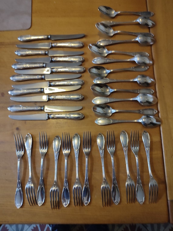 Dessert set 36 pieces in silver metal forks spoons knives goldsmiths LP and Roux Marquiand