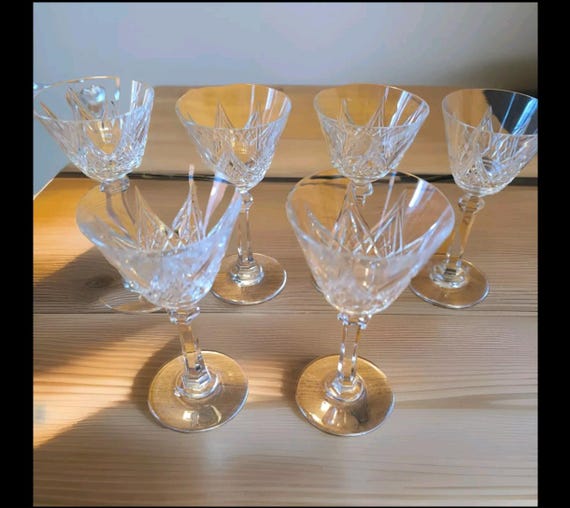 Six Baccarat France cut crystal liqueur glasses Louvois model hr 13.3 cm