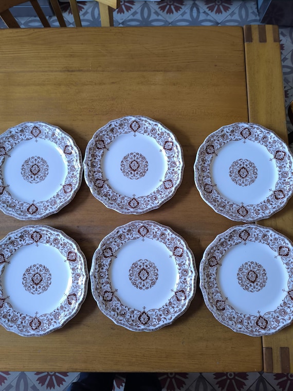 Gien earthenware, beautiful set of six flat plates with brown decoration of scrolls and floral lambrequins, French earthenware number 3
