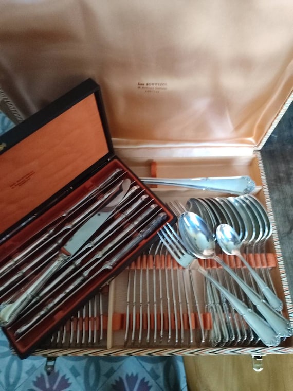 Housewife 49 pieces silver metal fork shady spoons Louis XV knives in cases