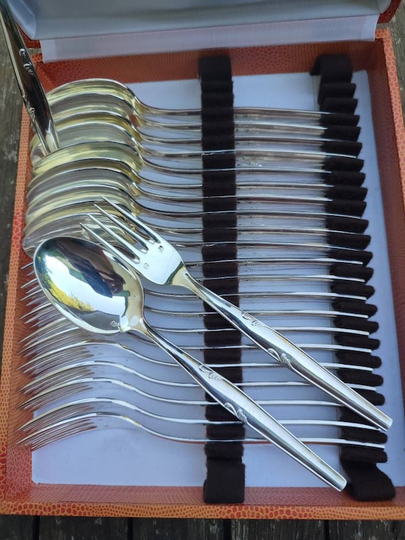Goldsmith Liberty case 12 forks 12 spoons with desserts silver metal