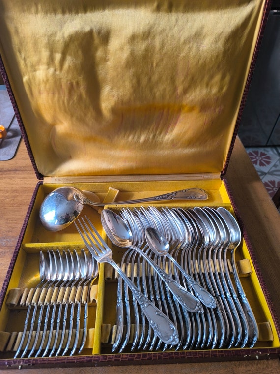 SFAM cutlery set in box 36 pieces forks spoons ladle in silver metal Louis XV model