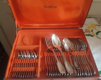 White metal cutlery box 34 pieces 12 forks 10 spoons 12 teaspoons silver metal Chinon style French goldsmith