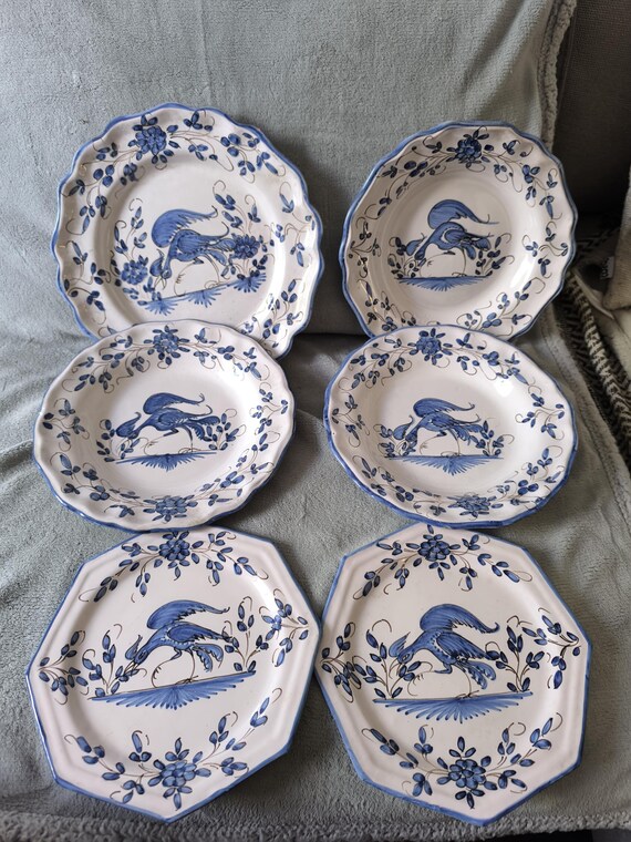 Martres Tolosane set of six plates, three soup plates, one flat plate, two dessert plates, earthenware decoration, blue Ibis, grotesque bird, French earthenware
