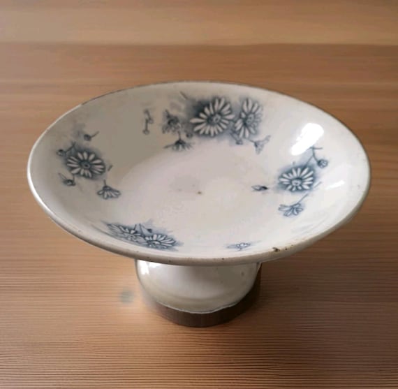 New Givors earthenware compote dish fruit bowl "Marguerite" model late 19th early 20th century