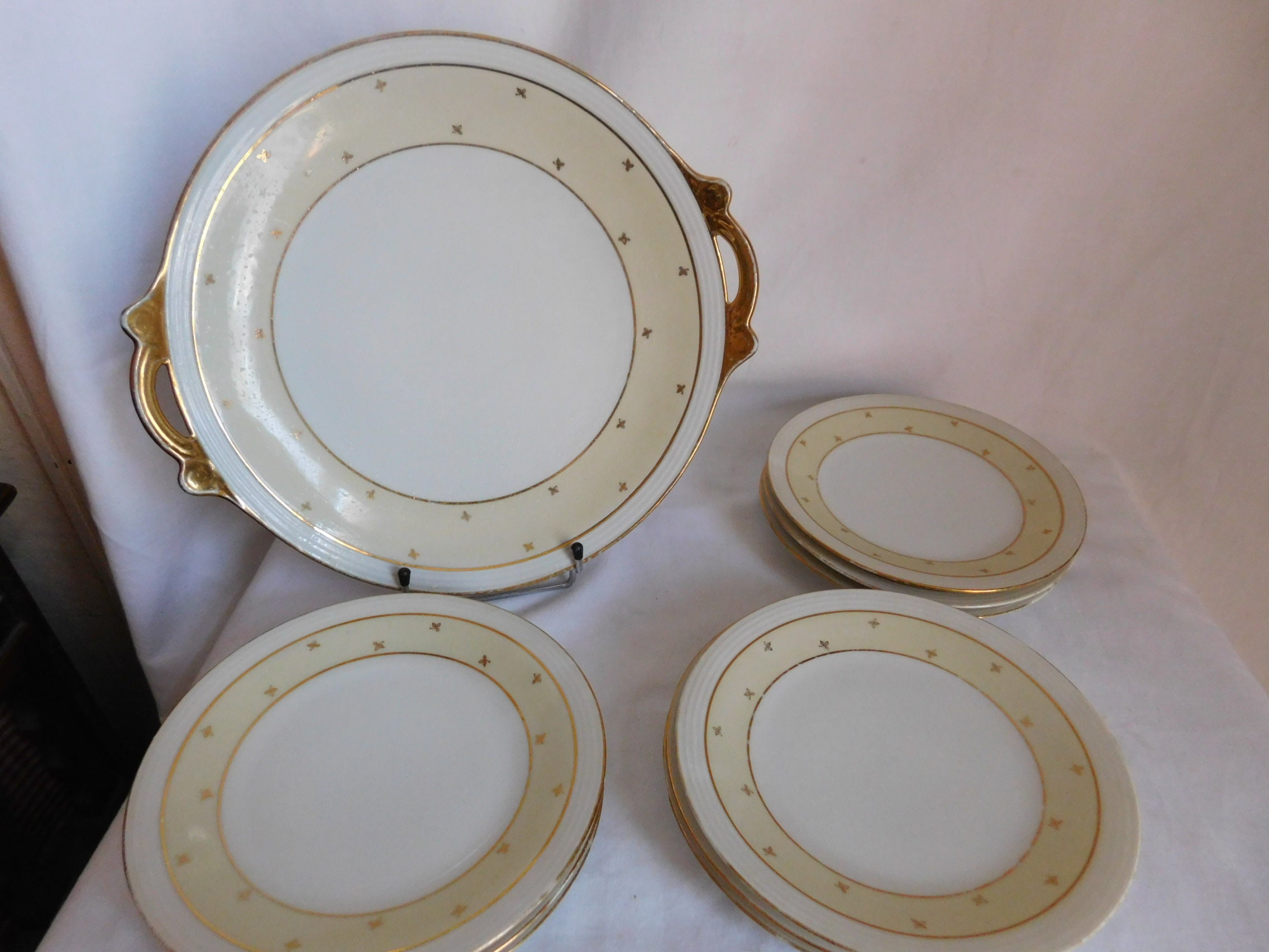 Porcelainerie de La Haute Vienne France Service à Gâteau Plat et 9 Petites Assiettes Porcelaine Limo