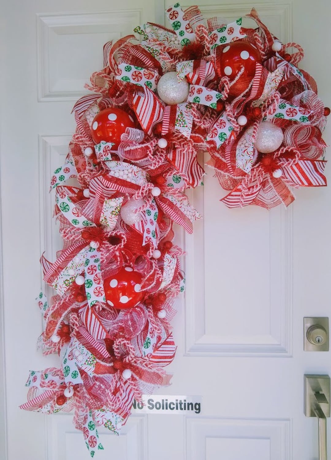 XL Christmas Candy Cane Door Wreath – Whimsical Holiday Front Door ...