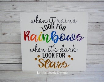 When it rains look for rainbows quote gift plaque