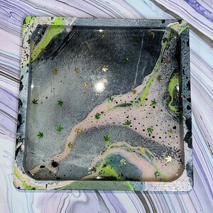 Pretty MJ Rolling Tray