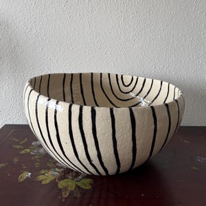 Ceramic salad bowl