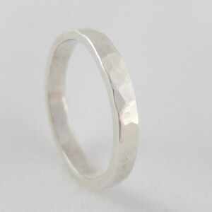 NUT fine stacking ring Sterling silver facetted.