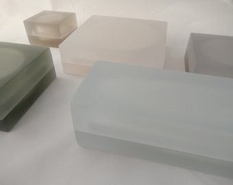 MOOIE KUBUS sieradendoos met magische transparantie. Een elegante mathars container.