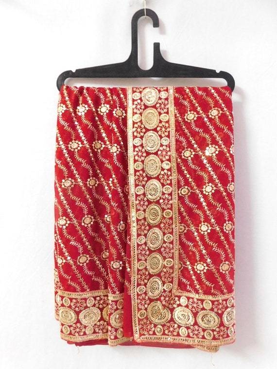 Saree indien de à Vintage à la main, Sari brodé Zari travail à de la main, séquence de travail Poly Georgette tissu de Sari, robe fabrication de tissu de matériau 5c630d Saree indien de à Vintage à la main, Sari brodé Zari travail à de la main, séquence de travail Poly Georgette tissu de Sari, robe fabrication de tissu de matériau 5c630d
