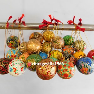 20 Stück Weihnachtskugeln , handgemachtes Papiermaché Designer Weihnachtsgeschenk, Weihnachtsgeschenk für sie, dekorative Wand-Dekorkunst