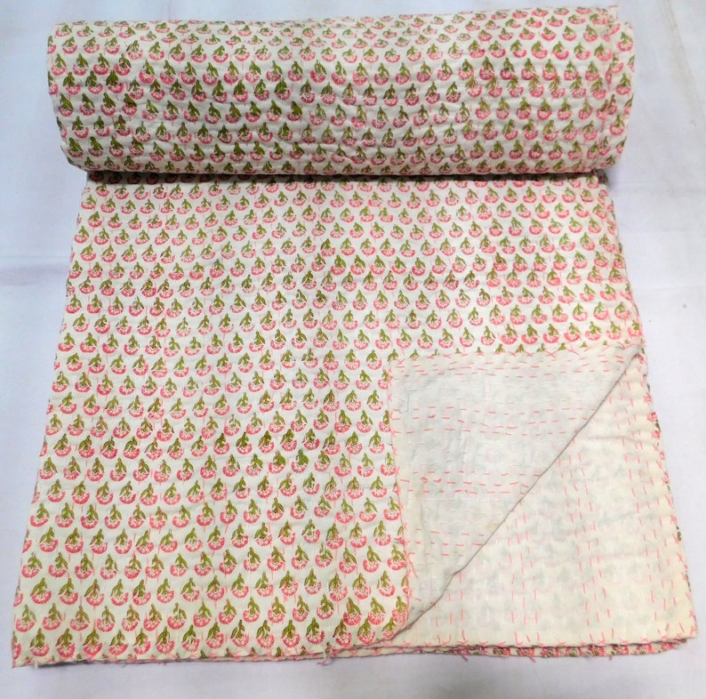 Indian Hand Block Floral Printed Kantha Quilt Reversible Throw Sari Gudri Bed Cover Blanket Home Decorative Bed Spread Bedding Coverlet