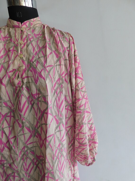 Pink silk shirt, women wear vintage silk sari lon… - image 3