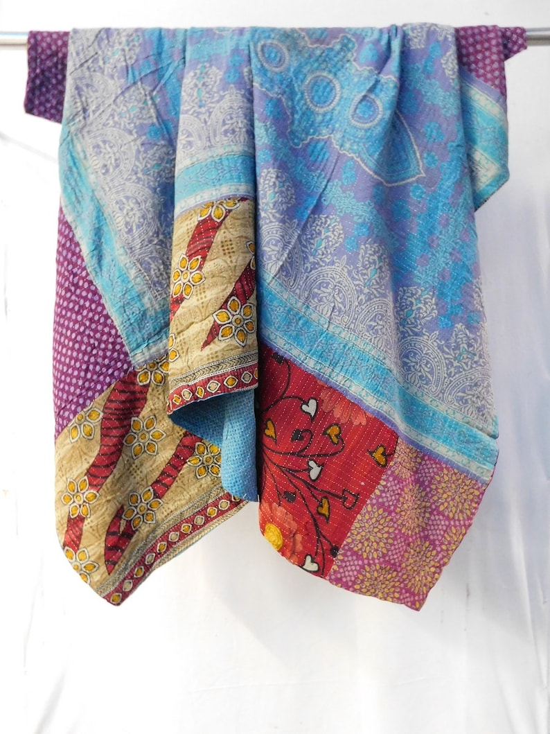 Beach Throw Bed Cover Spread Bedding Gudri Sari Throw Home Decorative Ethnic Blanket Indian Vintage Twin Size Reversible Kantha Quilt