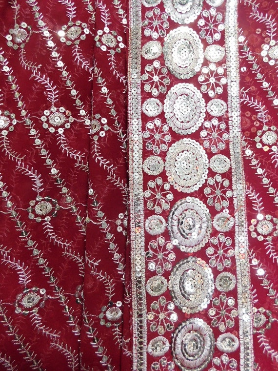 Saree indien de à Vintage à la main, Sari brodé Zari travail à de la main, séquence de travail Poly Georgette tissu de Sari, robe fabrication de tissu de matériau 5c630d Saree indien de à Vintage à la main, Sari brodé Zari travail à de la main, séquence de travail Poly Georgette tissu de Sari, robe fabrication de tissu de matériau 5c630d
