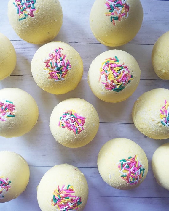 Vanilla Bath Bomb Bath Bomb Sprinkle Bath Bomb Birthday Etsy