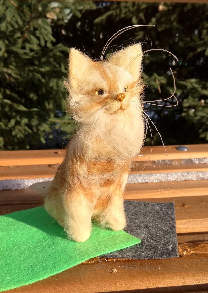 Ginger cat Wool sculpture Needle felted pet Cat ornament Customized cat portrait Realistic cat Pet Replica Burnt Orange Cat lover gift