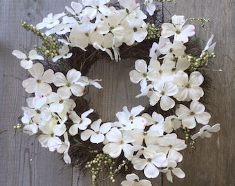 CLASSiC WHiTE DOGWOOD BLooMS WREATH 22" Decor, Dogwood Front Door Wreath, Artificial Flower Front Door Wreath Decor, Farmhouse Summer Wreath