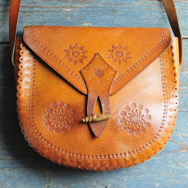 vintage hand tooled leather purse, small leather bag, bohemian boho festival bag, hand tooled leather bag, shoulder bag