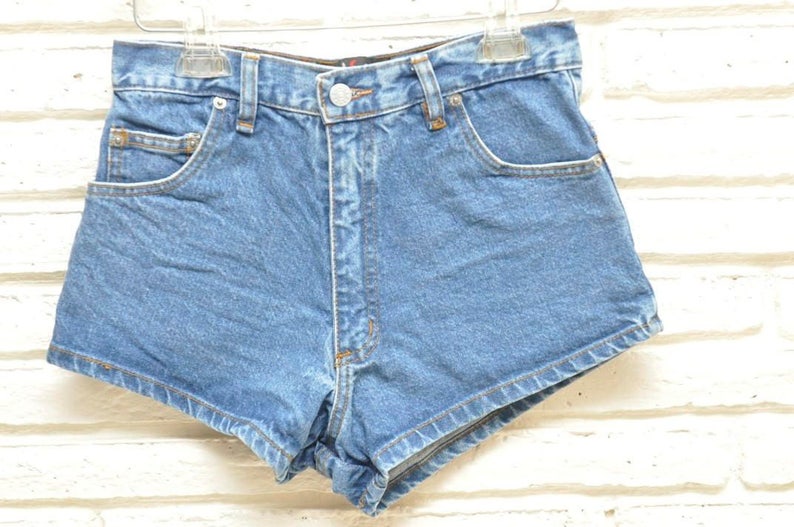 High Waisted Denim Shorts by Bolero 1980's Women's Size 7 Medium Wash Wide Hem Perfect Jean Shorts 30 waist Mom Jeans Summer Jean Short image 1