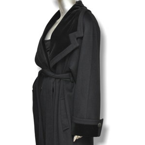 Vintage Womens Black Wool and Velvet Long Belted Winter Coat Size M image 8