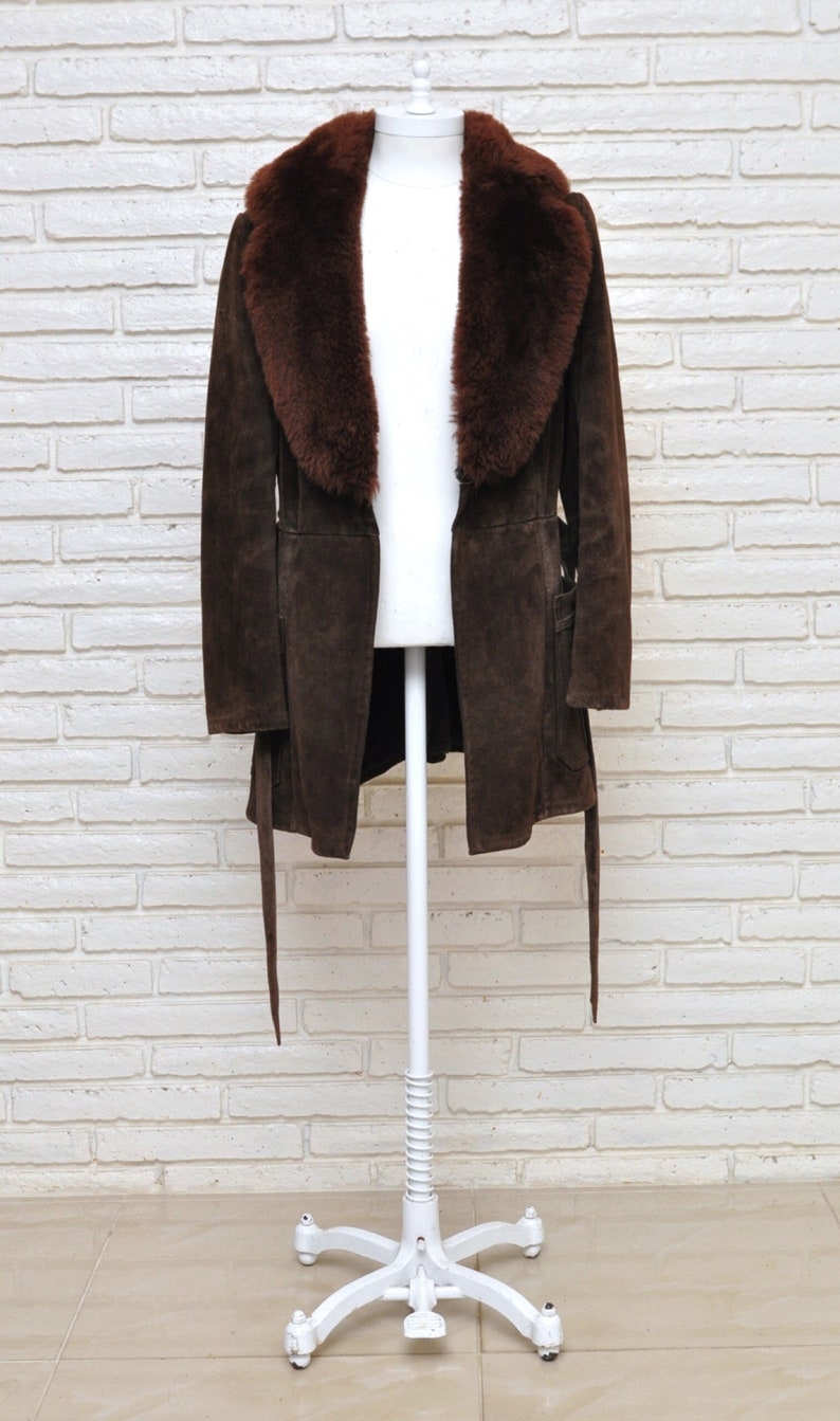 Vintage Women\u2019s Brown Suede Belted Shearling Coat Heavy Winter Jacket M