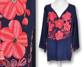 Vintage Navy Blue Tunic Blouse with Pink Floral Embroiderey 1970’s Boho Flower Print Shirt M