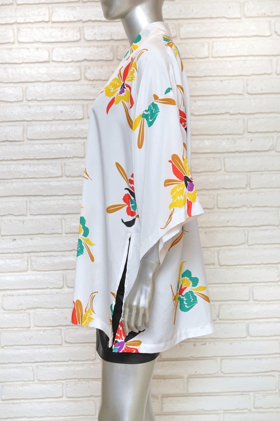 Vintage White Kimono Jacket with Orchid Floral Pr… - image 5
