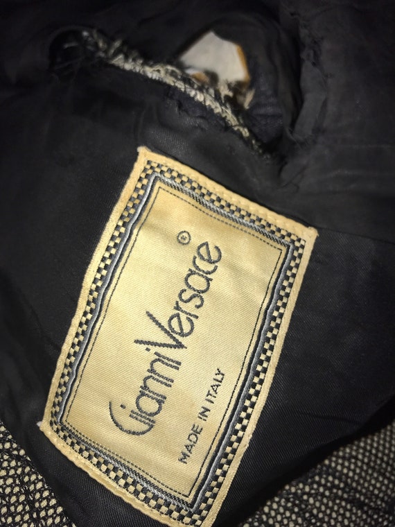 Vintage Gianni Versace Women’s Brocade Black and … - image 10