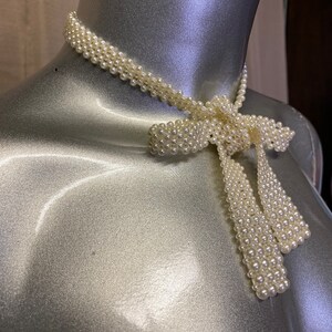 Vintage Pearl Bow Tie Necklace Lariat 80s image 6