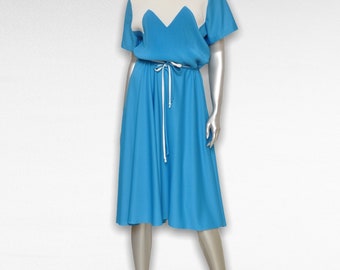 Vintage 70’s Turquoise Blue and White Dress with Belt Poly Swing Dress M/L