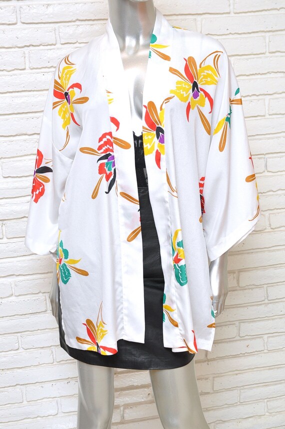 Vintage White Kimono Jacket with Orchid Floral Pr… - image 2