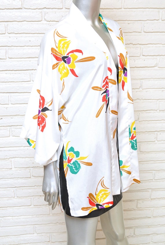 Vintage White Kimono Jacket with Orchid Floral Pr… - image 3