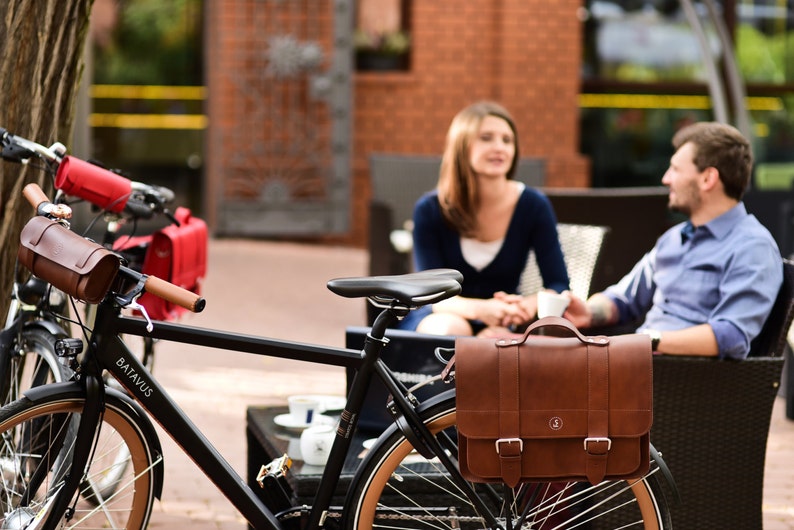 Leather handlebar bag, bicycle saddlebag, bicycle bag, bicycle purse, bike purse, bike pannier, bicycle pannier, gifts for cyclists image 5