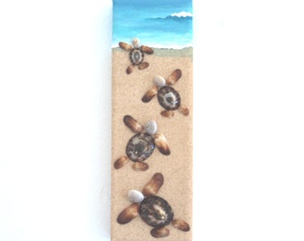Baby Schildkröten in Muschel Mosaik auf Sand 3D Wandkunst, Schildkröten Kiesel Kunst, Baby Schildkröten Rennen zum Meer Gemälde, Schildkröten Strand, Strand Haus Dekor
