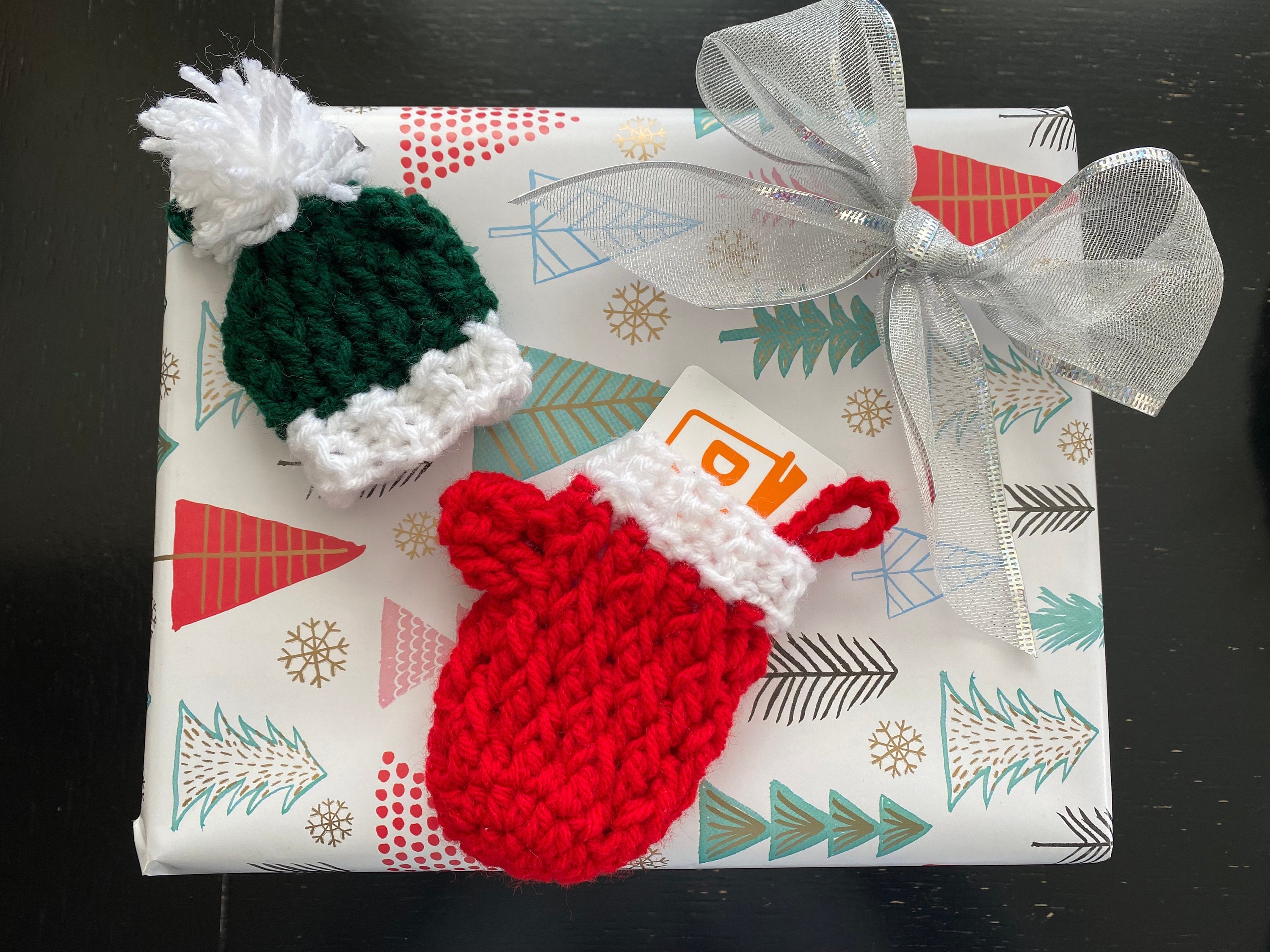 Mini Crocheted Beanies and Mittens Handmade Ornament Gift Card…