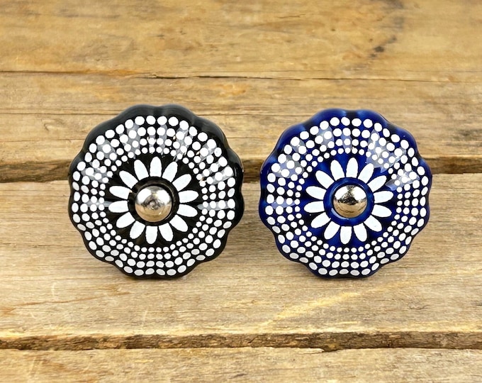 Flower Patterned Ceramic Knob
