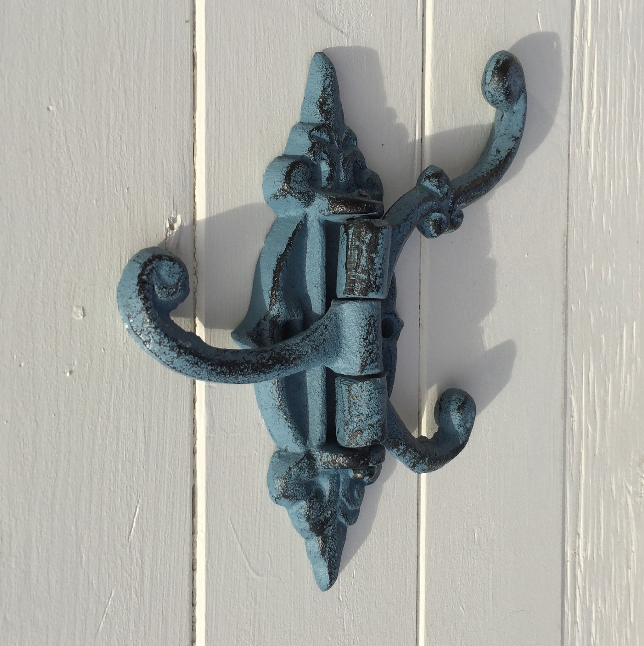 Triple Swing Arm Wall Hook