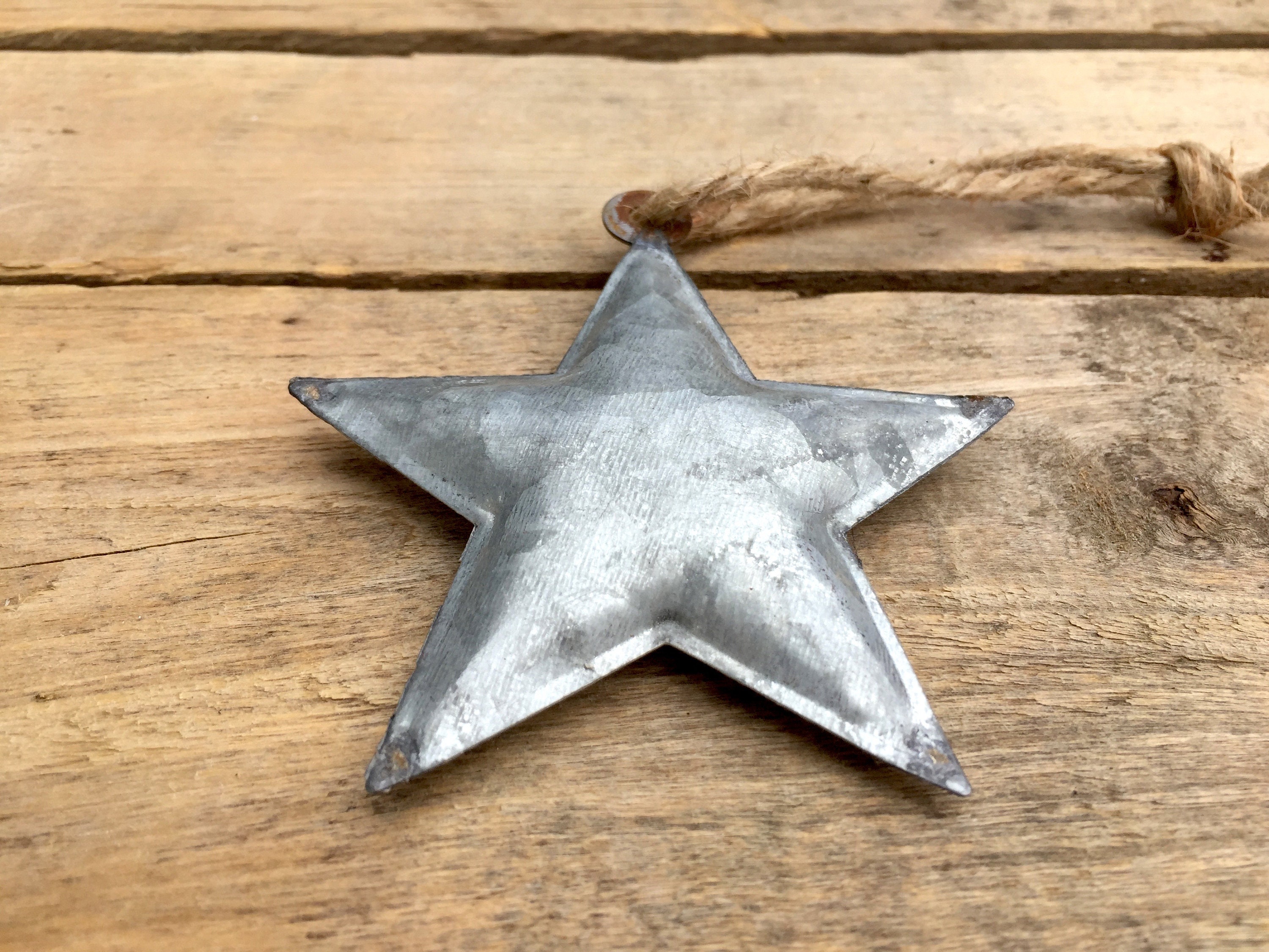 3.5Inch Rustic Metal Star Hanging Ornament