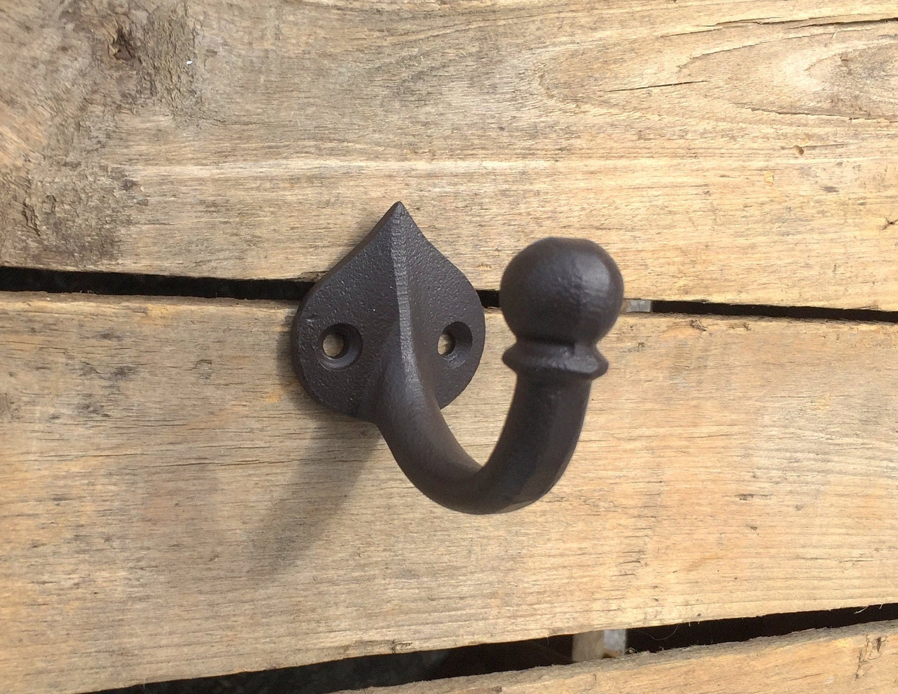 Cast iron single hook top
