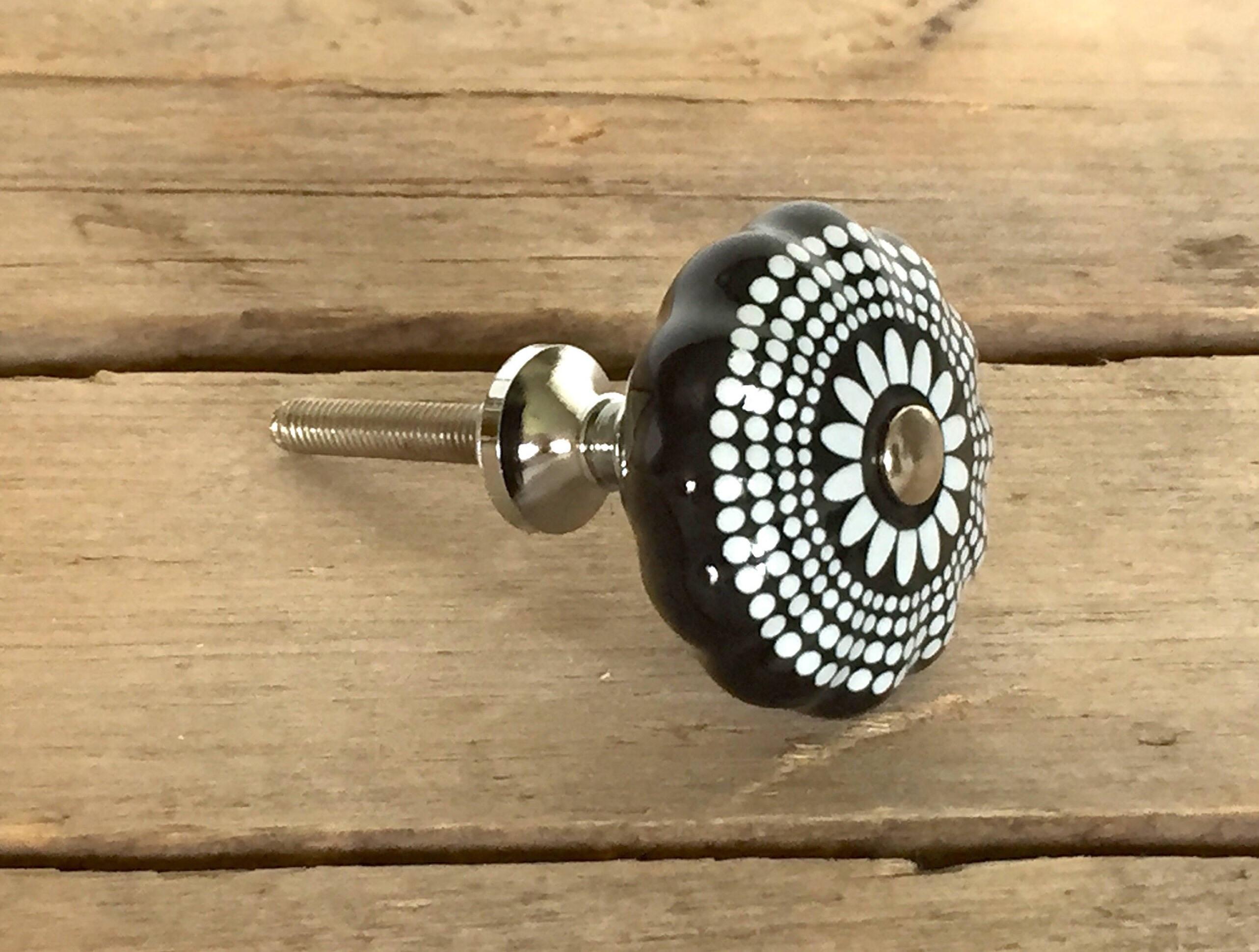 VintageStyle Drawer Knob Black and White
