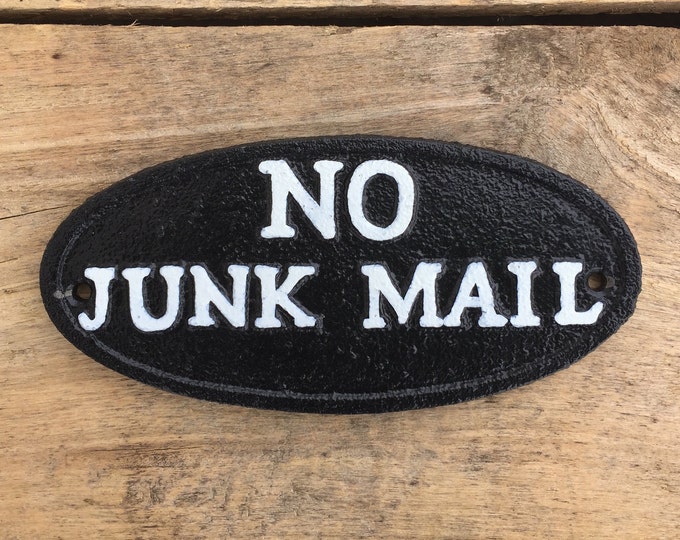 Exterior No Junk Mail Sign