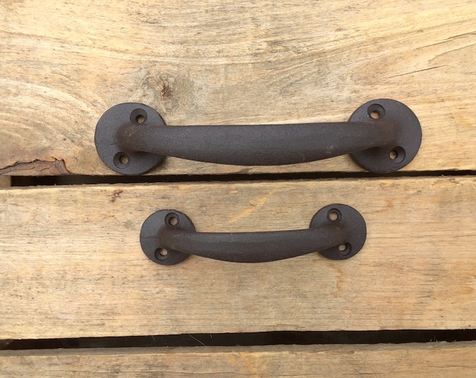 Cast Iron Curved Cupboard Handle