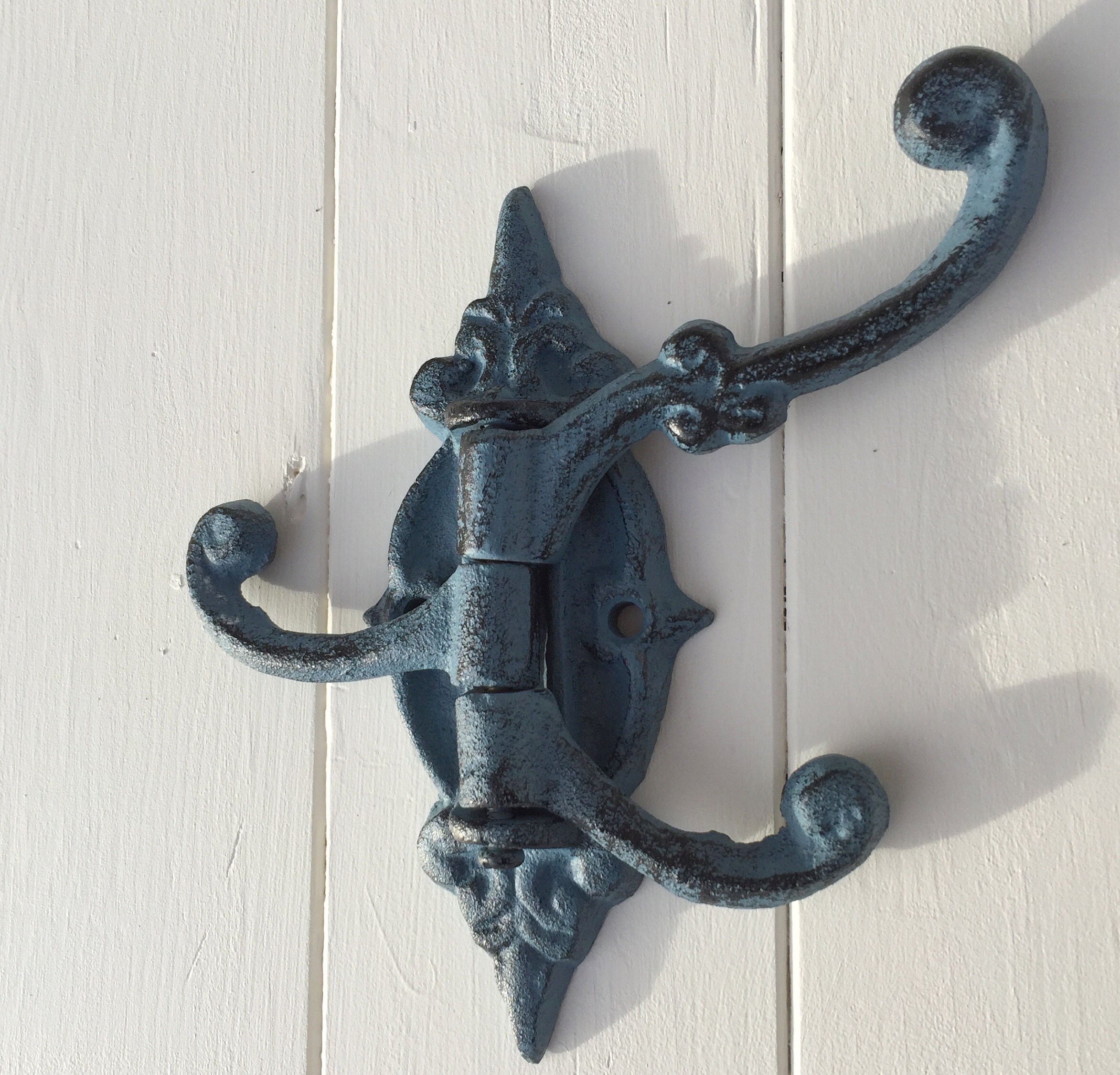 Triple Swing Arm Wall Hook